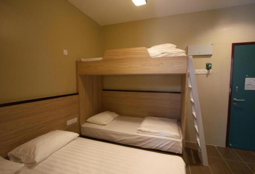 Четырехместный Номер Стандарт, Shamrock Greenhill