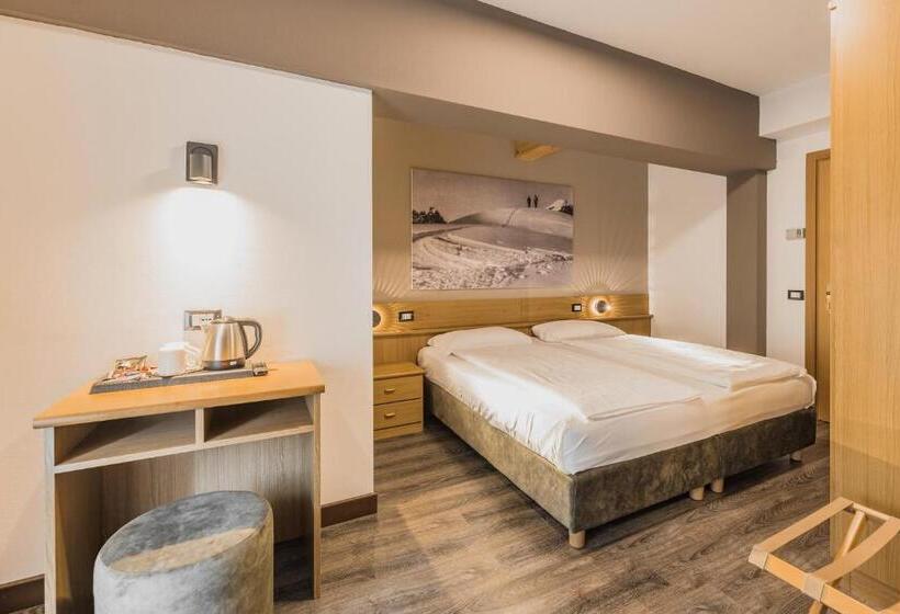 标准间带阳台, Suàn