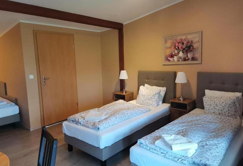 חדר סטנדרט לשלושה, W Starym Ogrodnictwie