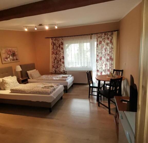 חדר סטנדרט עם מרפסת, W Starym Ogrodnictwie