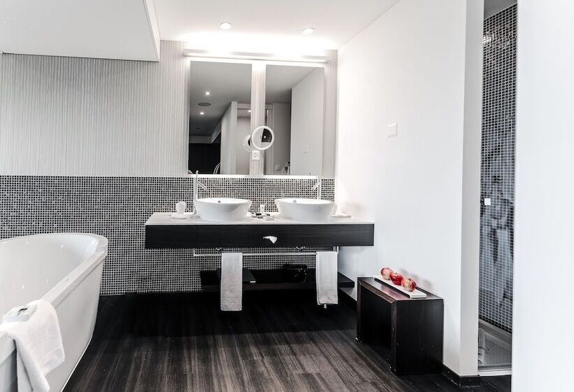 コンフォートルーム, Small Luxury Hotel Wellnesshotel Golfpanorama