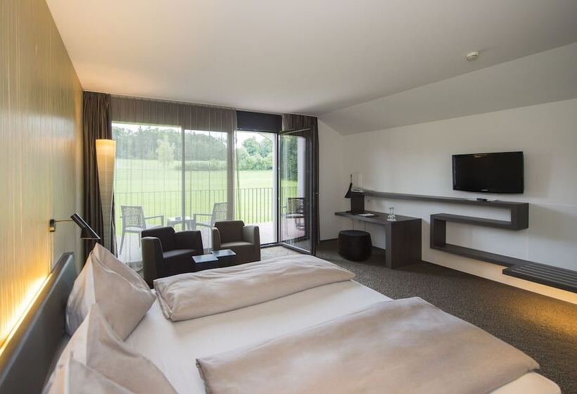 バルコニー付きスタンダードルーム, Small Luxury Hotel Wellnesshotel Golfpanorama