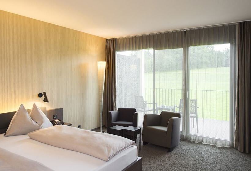 バルコニー付きスタンダードルーム, Small Luxury Hotel Wellnesshotel Golfpanorama