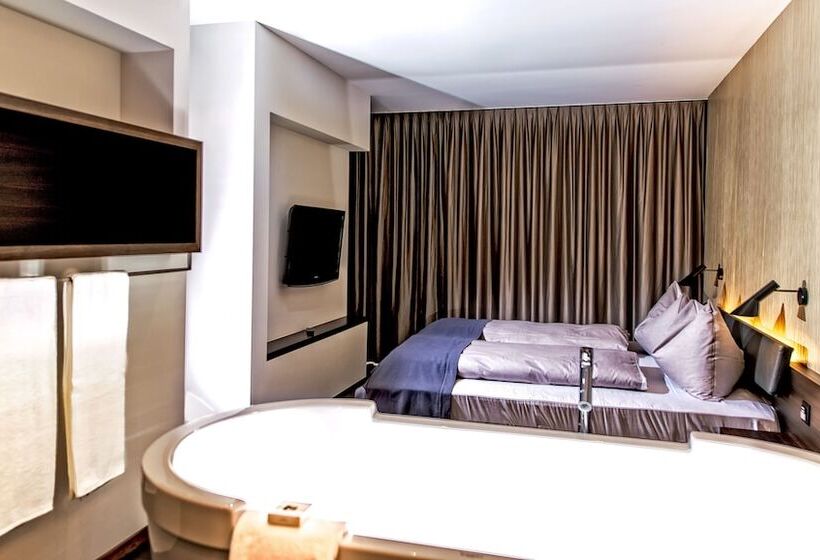 ジュニアスイート, Small Luxury Hotel Wellnesshotel Golfpanorama