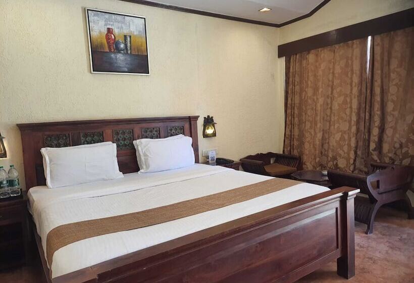 豪华房间, Adamo The Village