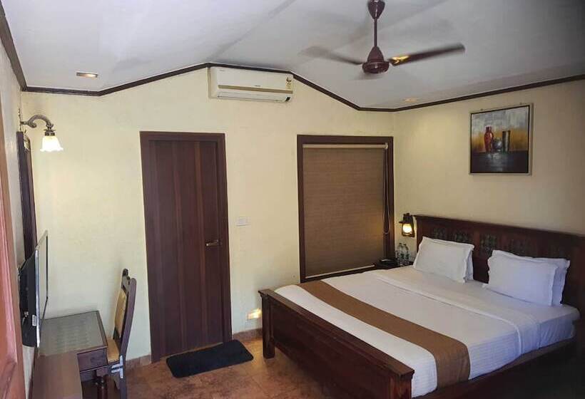 豪华房间, Adamo The Village