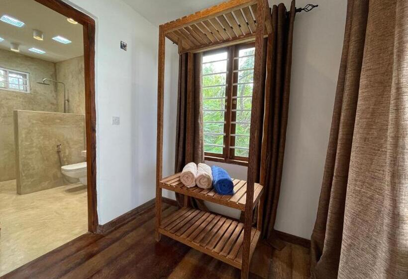 غرفة ديلوكس مطلّة علي البحر مزوَّدة بشُرفة, Meliks