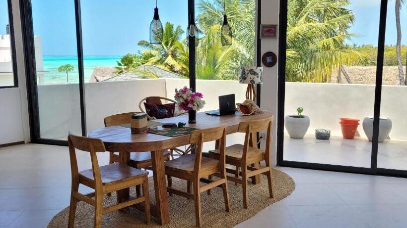 شقة دور أخير غرفة نوم واحدة, Meliks