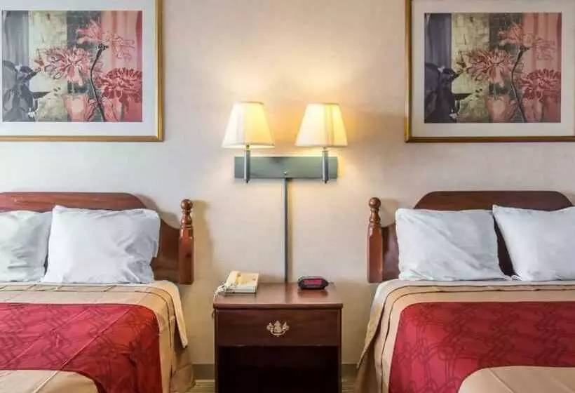 ２ダブルベッドのスタンダードルーム, Econo Lodge