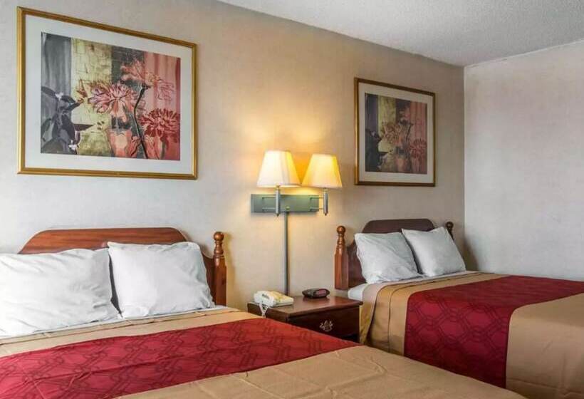 带2个双人床的标准工作室, Econo Lodge