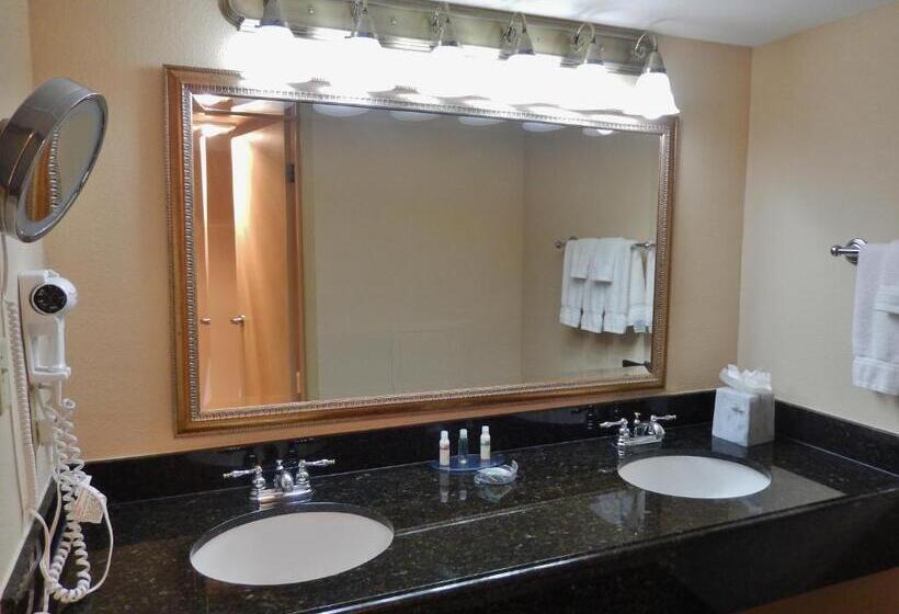 小型套房, Fort Magruder Historic Williamsburg, Trademark By Wyndham