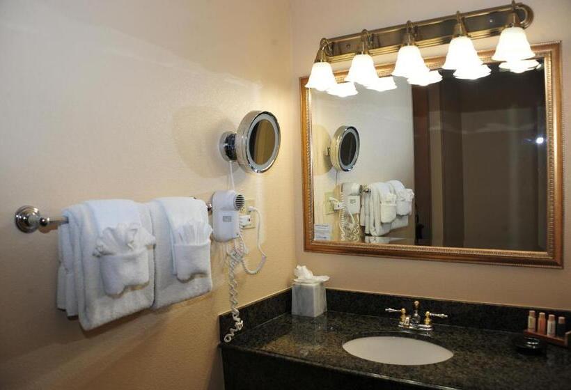 Quarto Estandar 2 Camas Casal, Fort Magruder Historic Williamsburg, Trademark By Wyndham