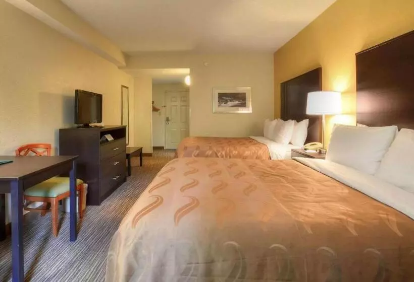 リバービュースイート, Quality Inn