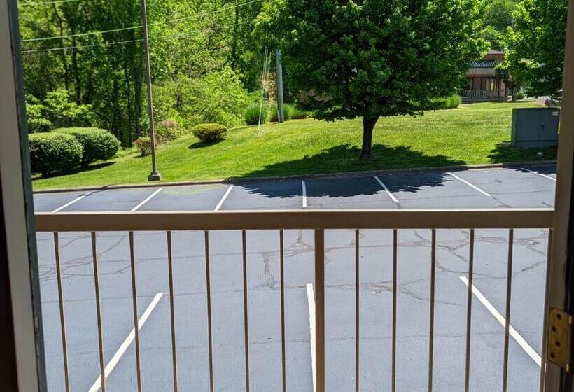 غرفة قياسية لذوى الاحتياجات الخاصة, Quality Inn