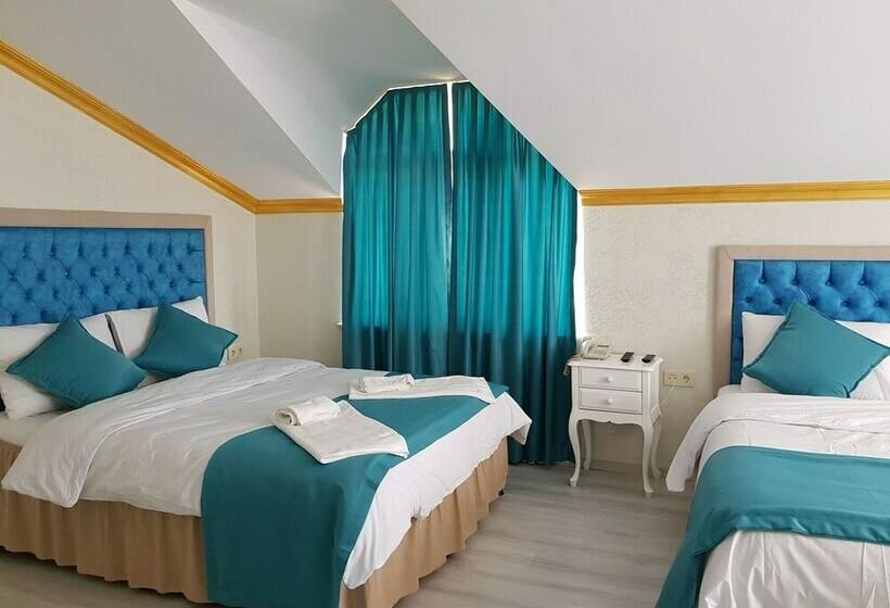 Triple Room Sea View, Nevizade