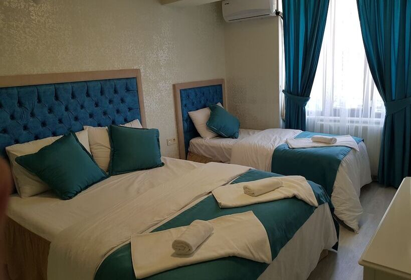 Triple Room Sea View, Nevizade