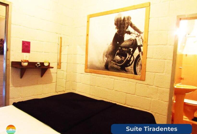 סוויטה, Buena Vista Hostel