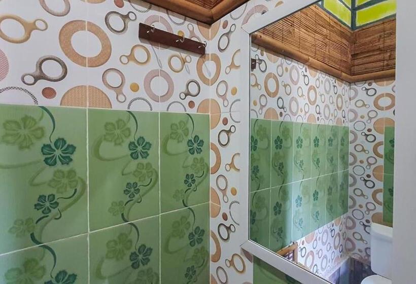 اتاق خانوادگی, Reddoorz Syariah At Banyu Asem Banyuwangi