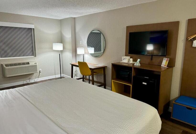 Стандартный Номер Кровать Кинг, Days Inn By Wyndham Sarasota I75