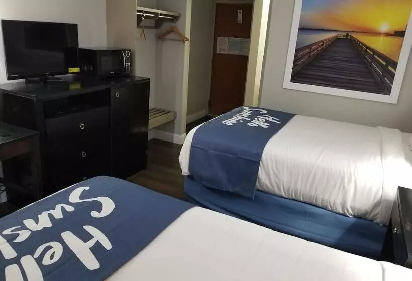 ２ダブルベッドのスタンダードルーム, Days Inn By Wyndham Thomson