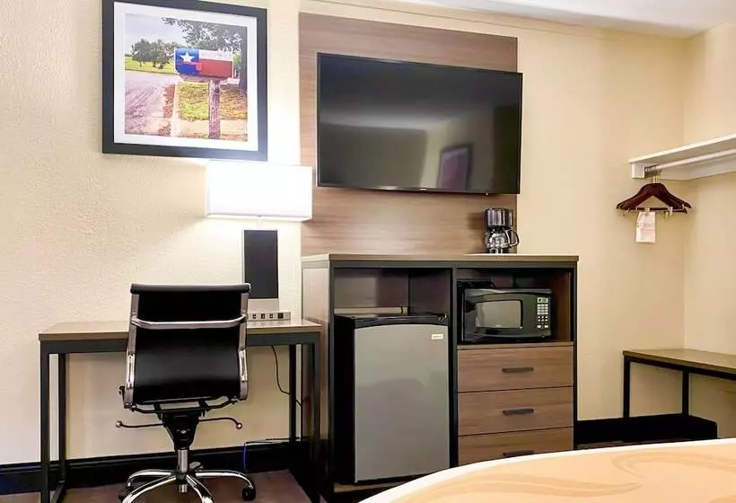 Standard-huone 2 Parivuodetta, Quality Inn & Suites Airport