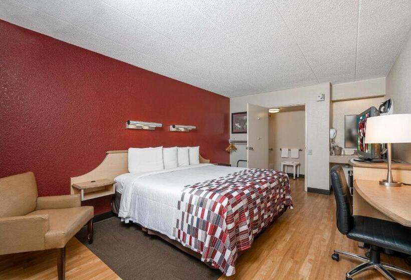 Номер Стандарт Кровать Кинг Адаптированный для Инвалидов, Red Roof Inn Detroit Metro Airport  Taylor