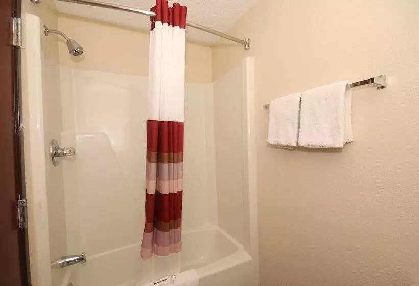 スイート, Red Roof Inn Gaffney