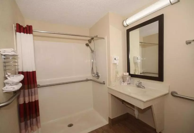 障害者適応デラックスルーム, Red Roof Inn Gaffney