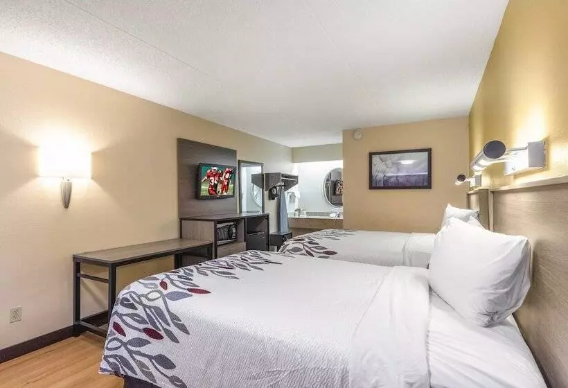 اتاق لوکس, Red Roof Inn Kalamazoo West Western Michigan U