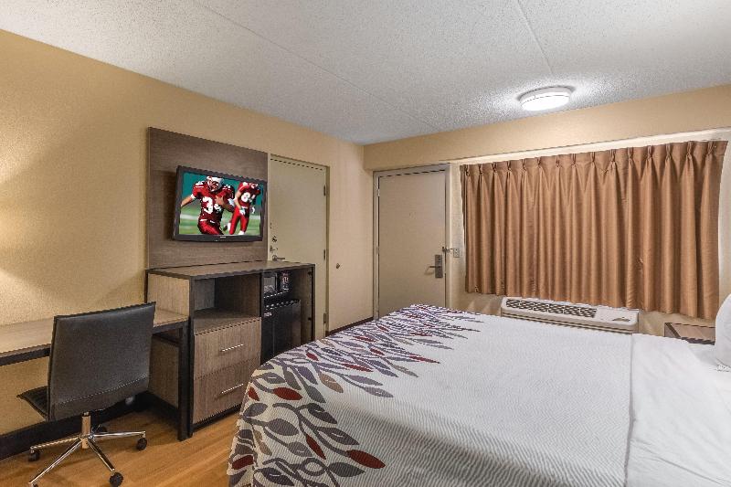 디럭스 룸 킹사이즈 침대, Red Roof Inn Kalamazoo West  Western Michigan U