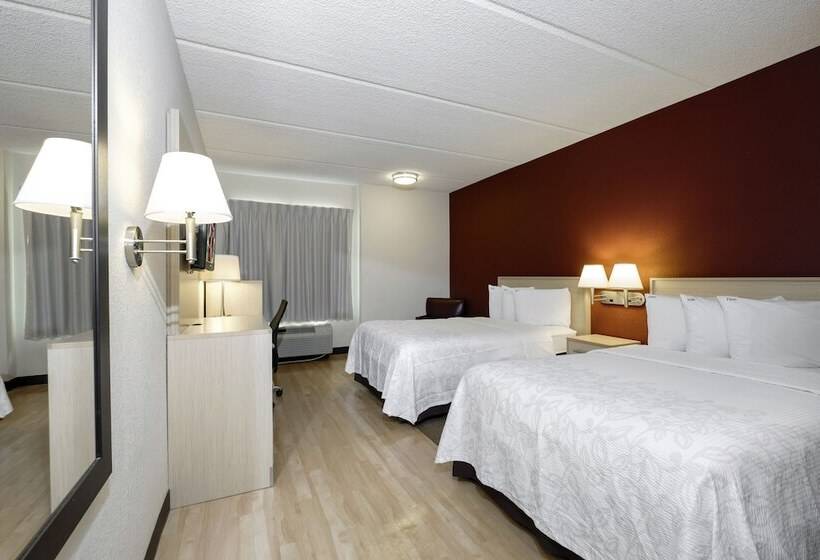 غرفة ديلوكس لذوى الاحتياجات الخاصة, Red Roof Inn Plus + Gainesville