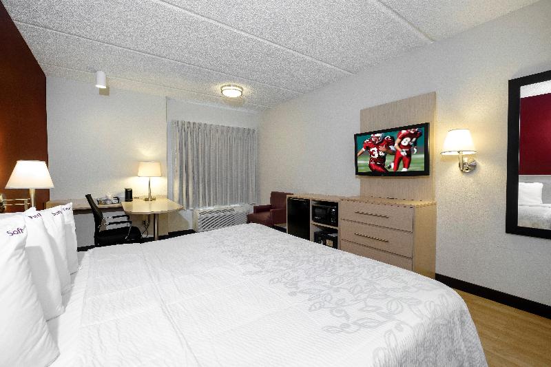 غرفة سوبيريور سرير كينج, Red Roof Inn Plus + Gainesville