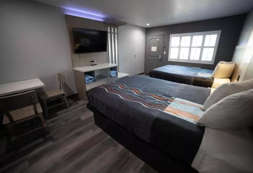 اتاق استاندارد, Travelodge By Wyndham Whittier