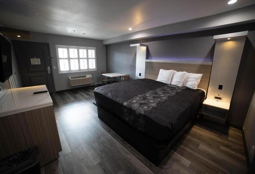 Стандартный Номер Кровать Кинг, Travelodge By Wyndham Whittier