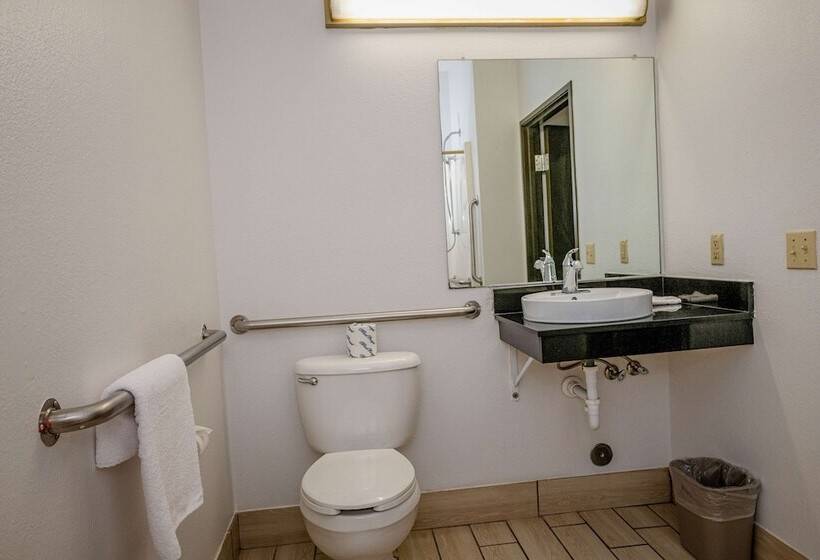 سوییت, Motel 6lincoln, Ne
