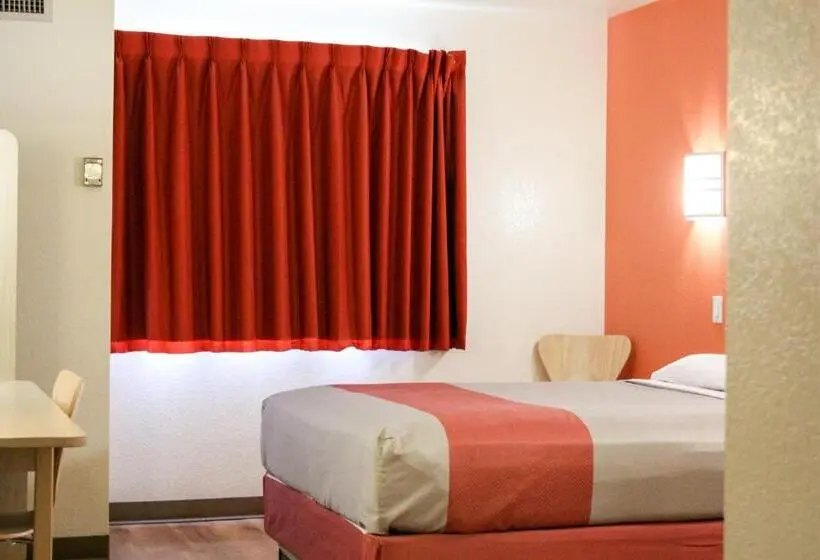 スタンダードルーム, Motel 6 Fort Lupton, Co