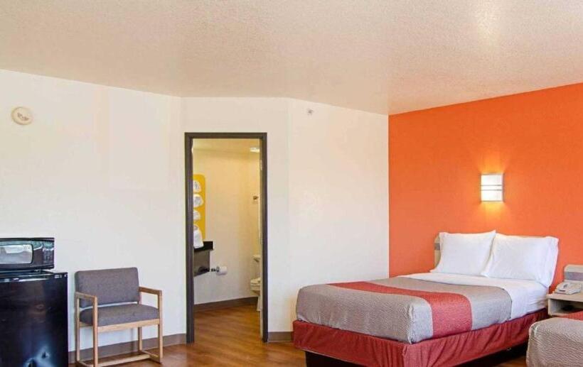 غرفة قياسية رباعية, Motel 6 Fort Lupton, Co