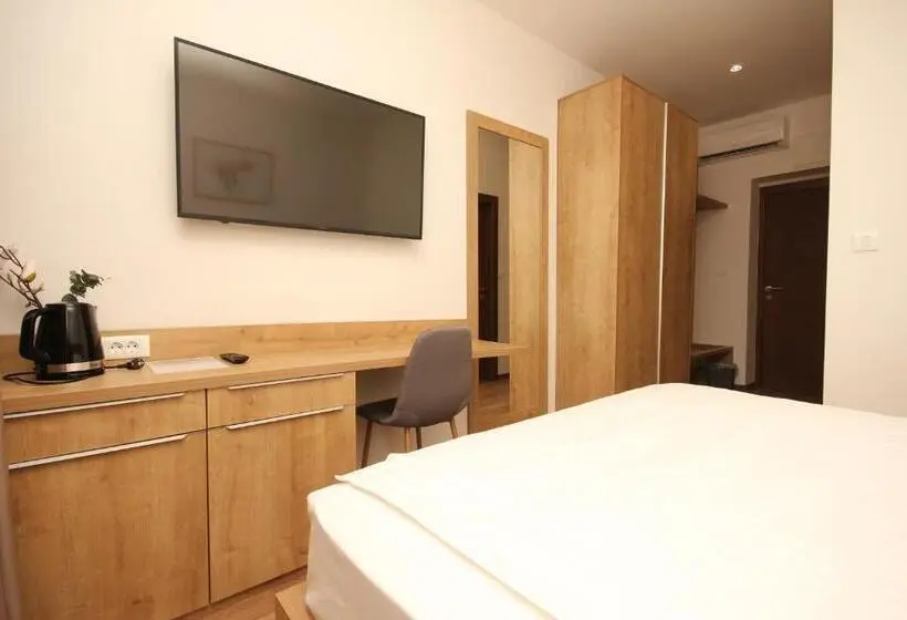 اتاق لوکس با تخت بزرگ, Vila Alexandra