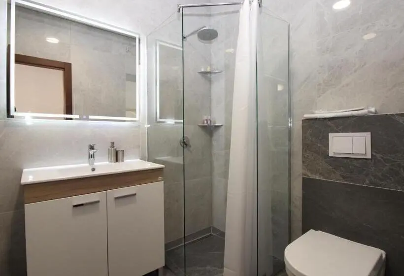 اتاق استاندارد چهار تخته, Vila Alexandra