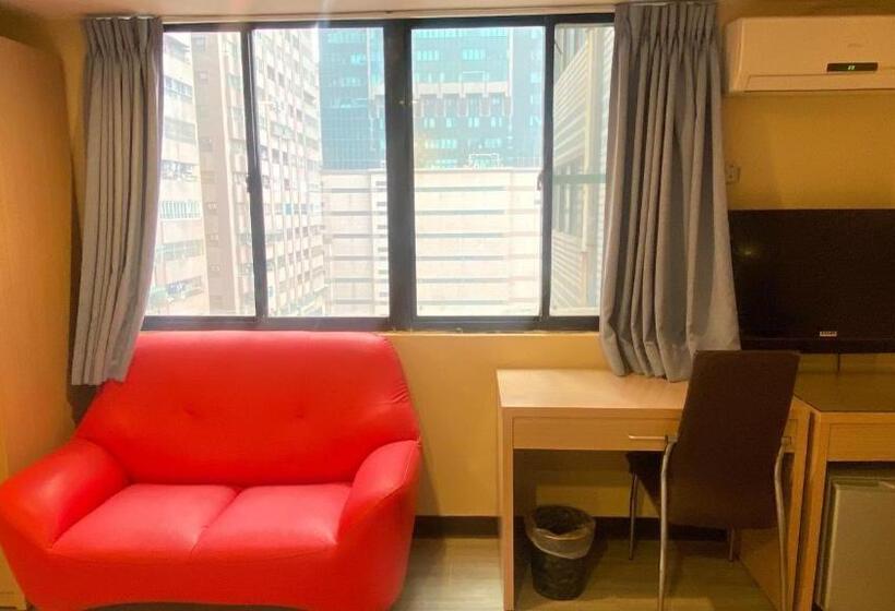 标准三人间, New Generation Of Boutique Business