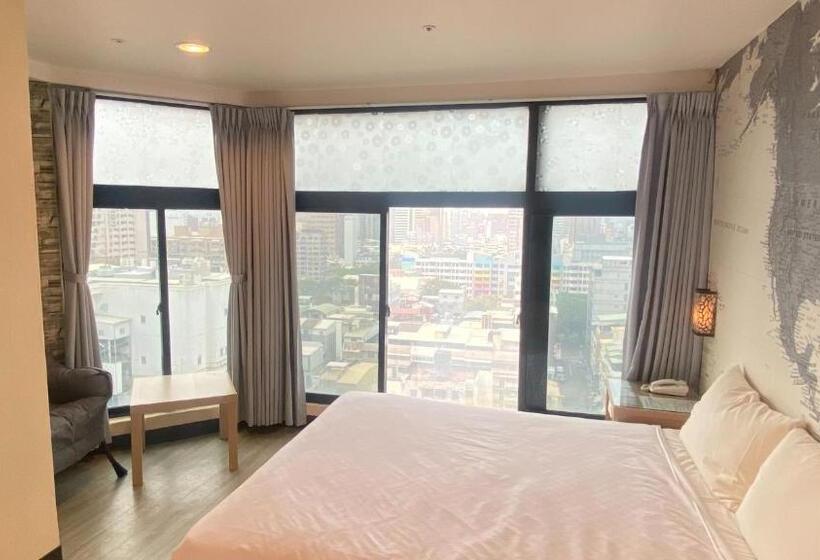 标准三人间, New Generation Of Boutique Business