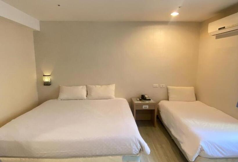 标准三人间, New Generation Of Boutique Business