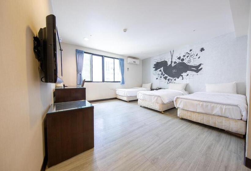 标准三人间, New Generation Of Boutique Business