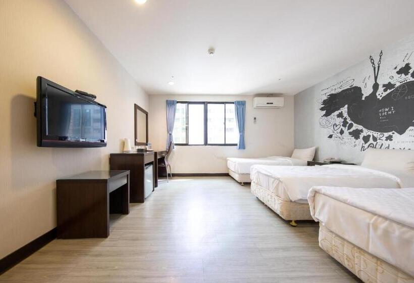 标准三人间, New Generation Of Boutique Business