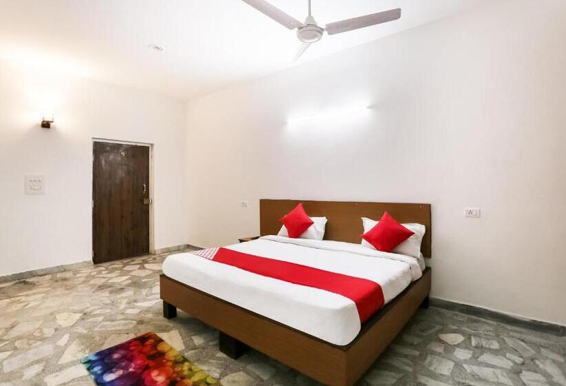 Classic 3 Pers. Værelse, Oyo 61617 Dev Sukhdev Palace