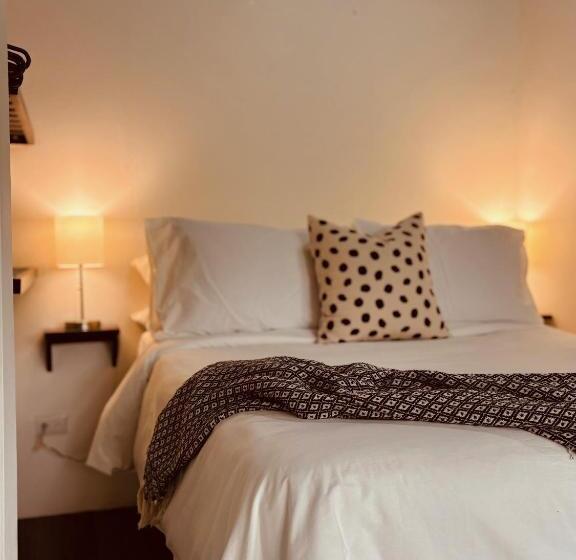 شقة غرفة واحدة مطلة على الحديقة, Daleese