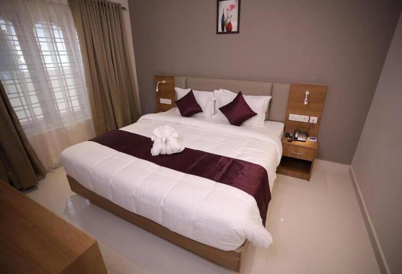 이그제큐티브 스위트, Dhanya Residency