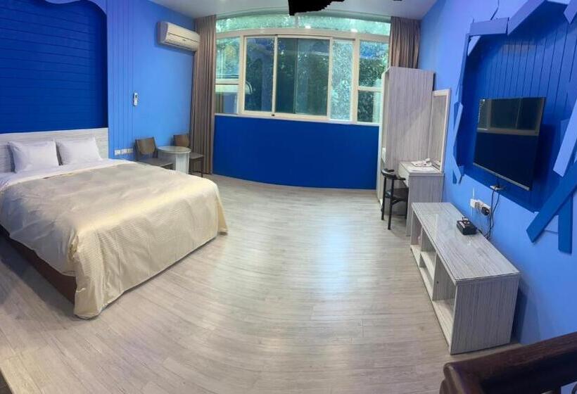 اتاق لوکس با تخت دو نفره بزرگ, 溫沙堡汽車旅館 Windsor Castle Garden Motel