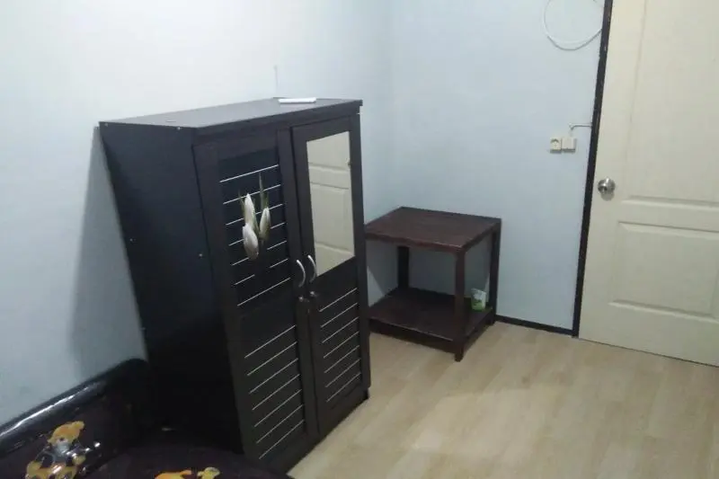スタンダードシングルルーム, Oyo 2678 Manyar Guest House