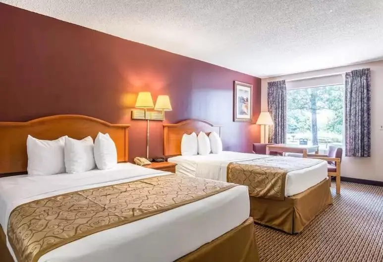 ガーデンビュースタンダードルーム, The Parkwood Inn & Suites